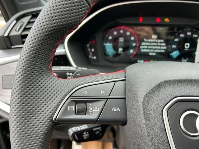 Used 2025 Audi Q3 2.0T Premium Plus w/ Premium Plus Package AWD/4WD image 19