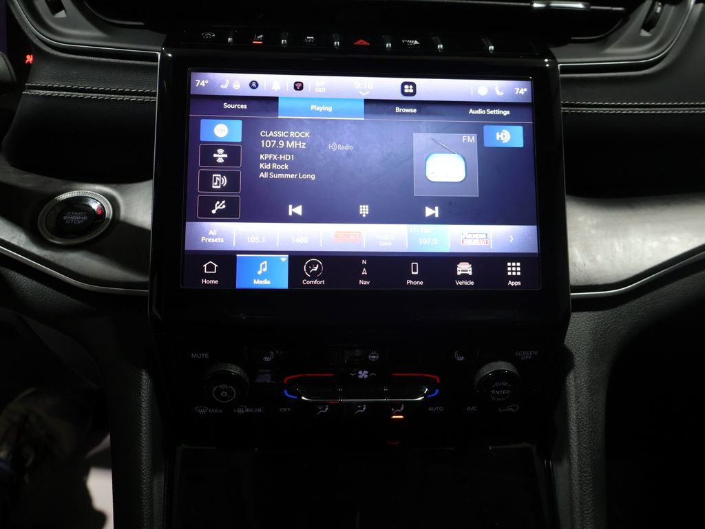 Used 2023 Jeep Grand Cherokee L Limited image 24