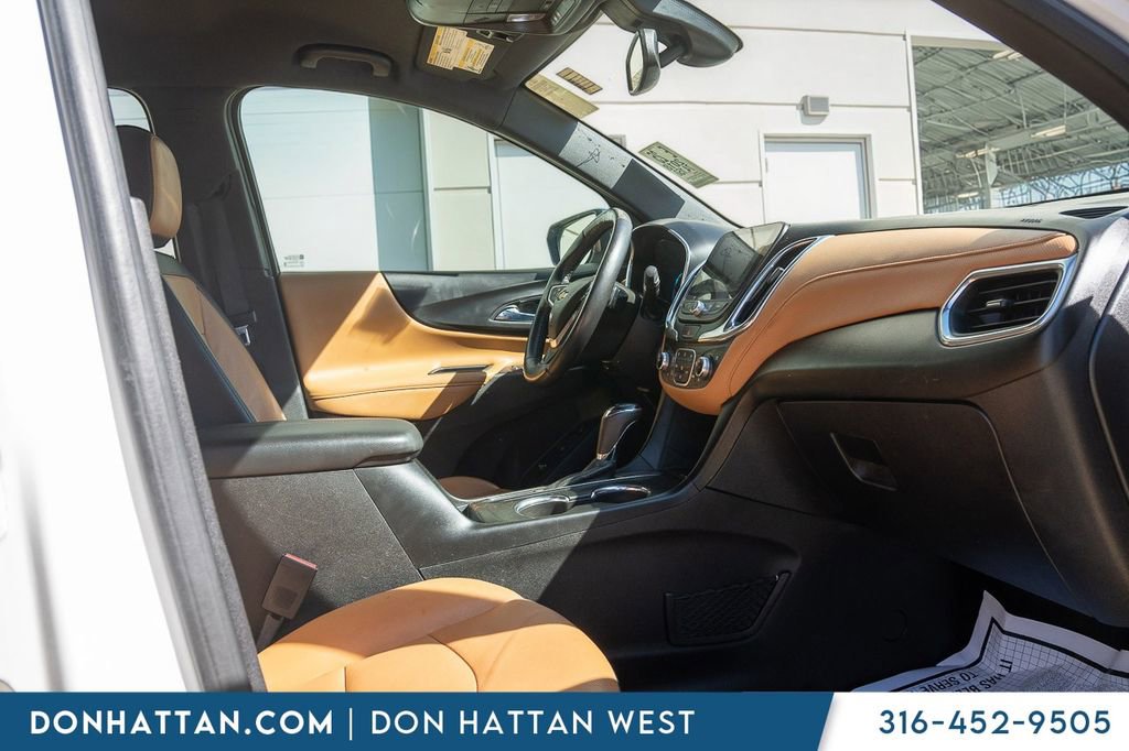 Used 2025 Volkswagen Atlas SE image 21