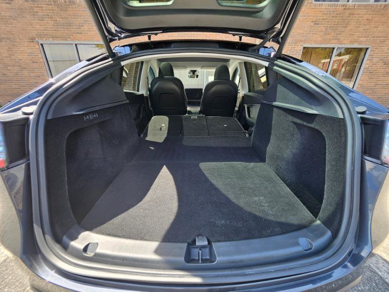 Used 2025 Tesla Model Y Long Range RWD image 69