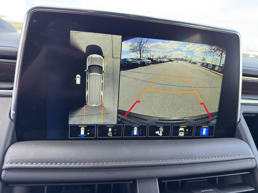 Used 2024 Chevrolet Tahoe High Country image 24