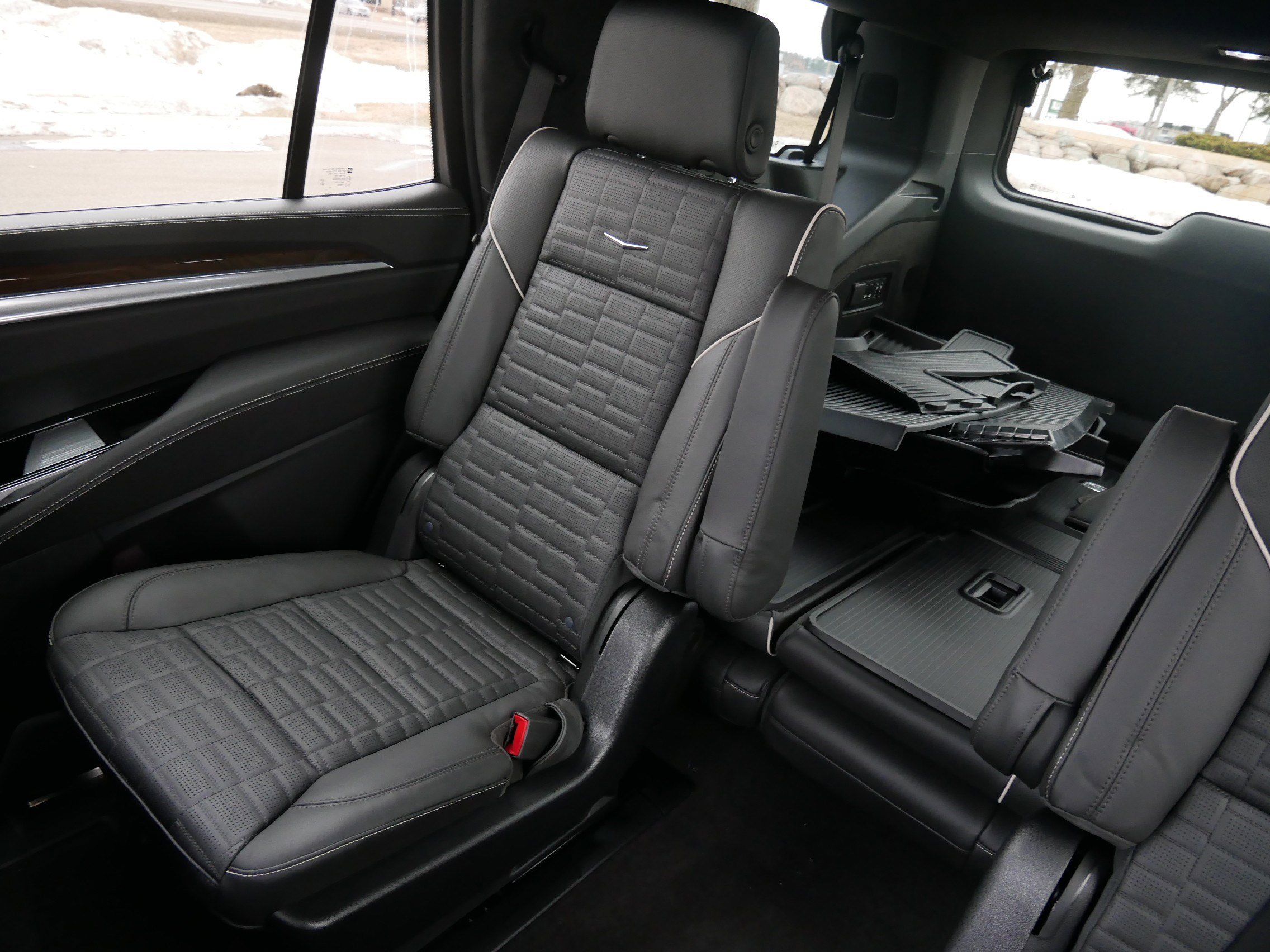 New 2026 Cadillac Escalade Platinum Sport w/ LPO, ONYX Package image 10