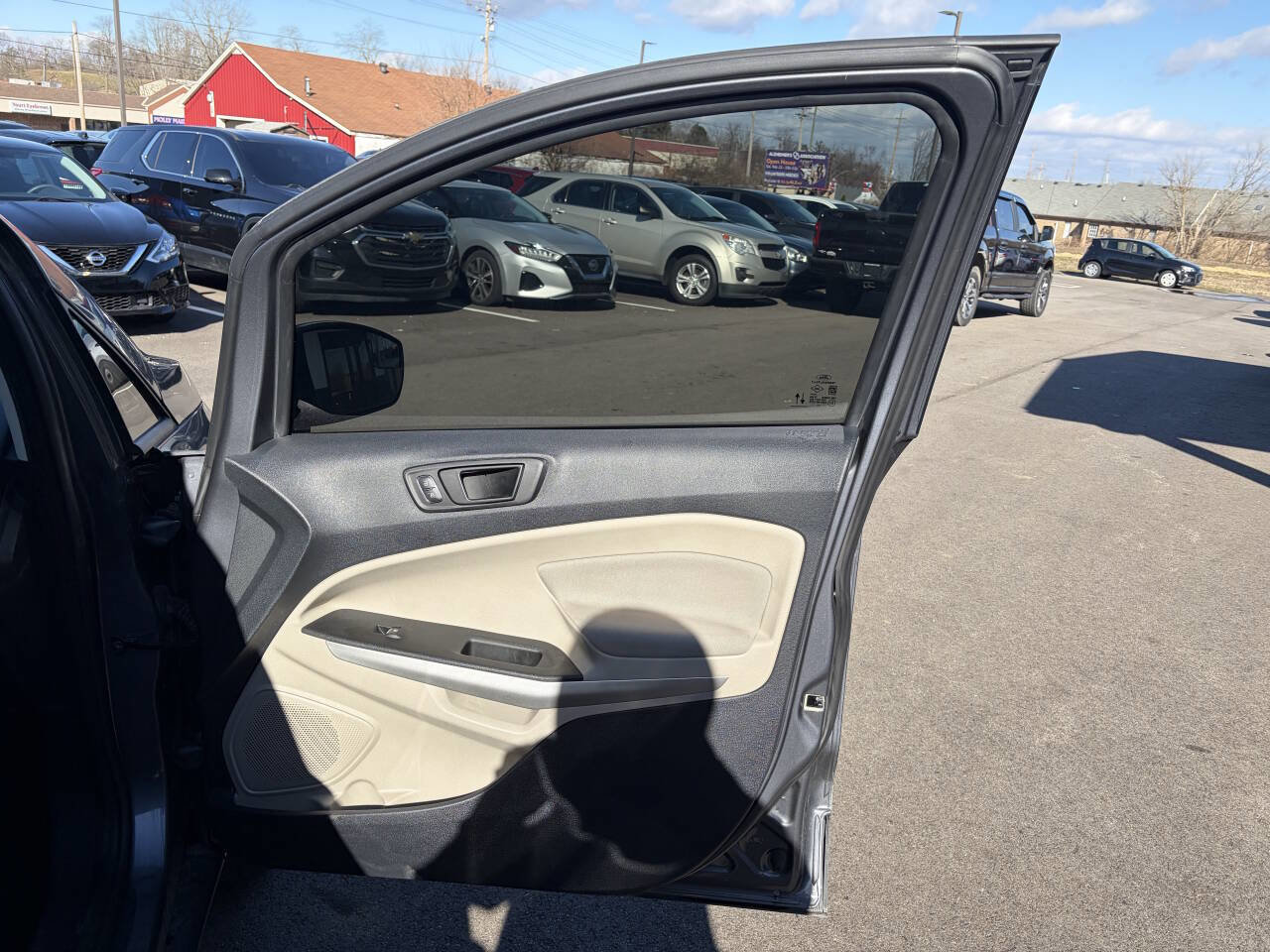 Used 2020 Ford EcoSport S image 17