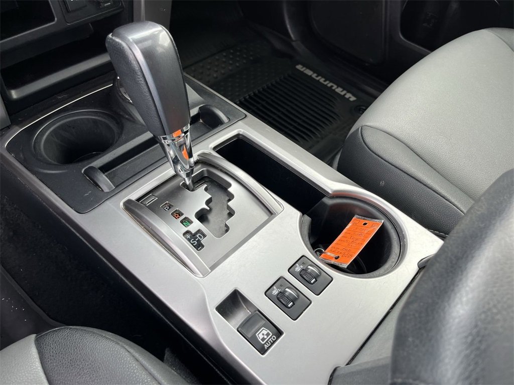 Used 2020 Toyota 4Runner SR5 Premium image 16