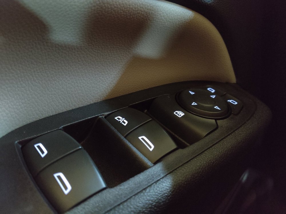 Used 2019 Chevrolet Equinox LS w/ LS Convenience Package AWD/4WD image 27