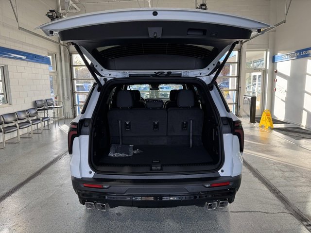 New 2026 Chevrolet Traverse LT w/ Midnight/Sport Edition image 11