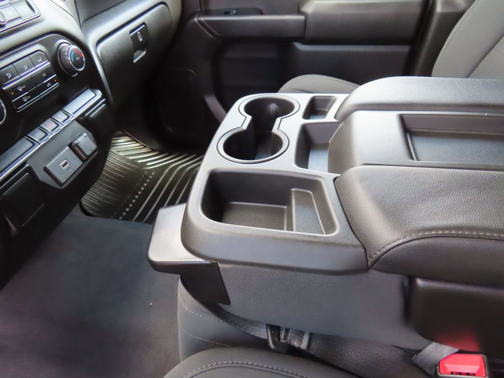 Certified 2020 Chevrolet Silverado 1500 Custom w/ Custom Value Package AWD/4WD image 18