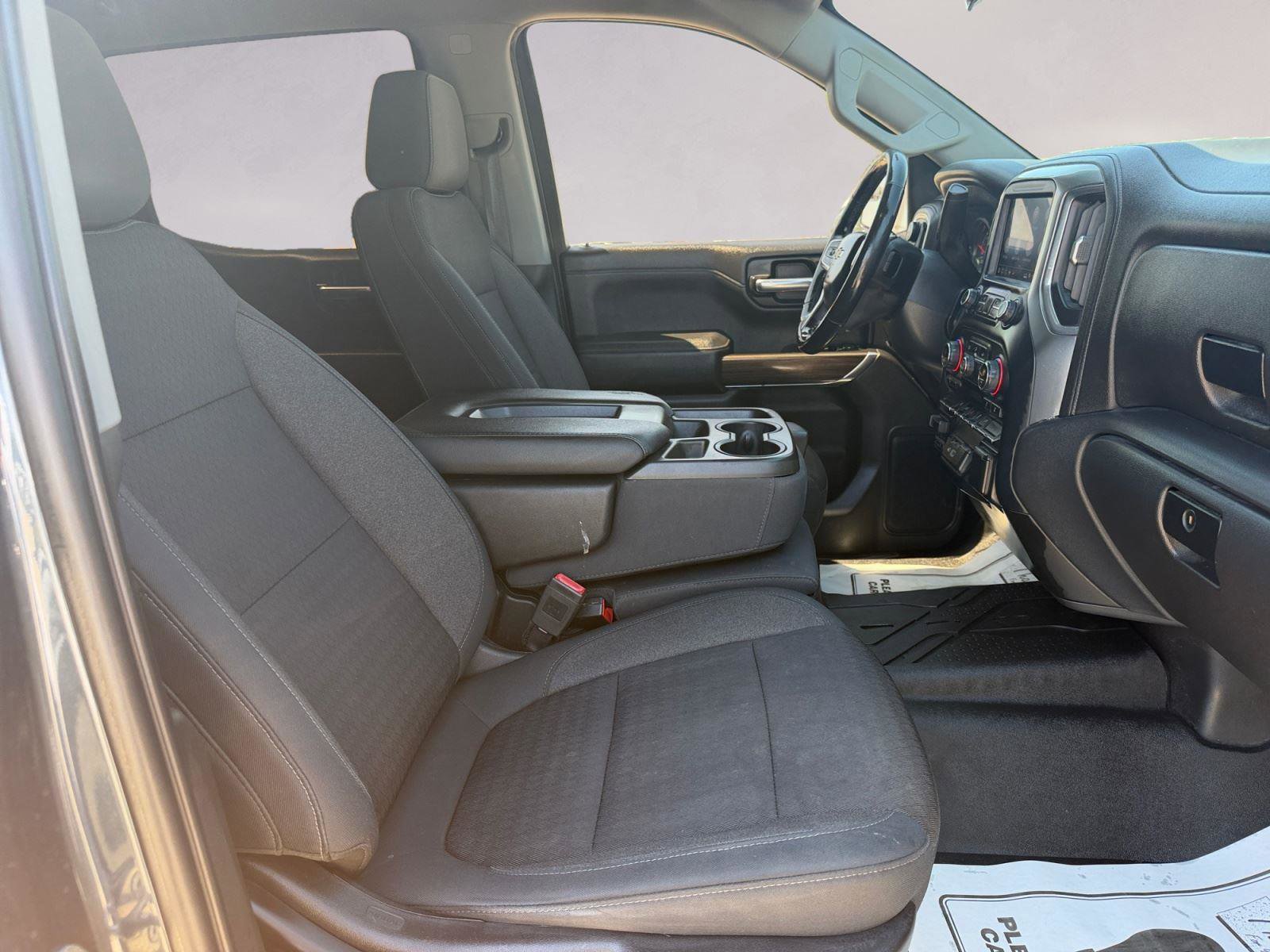 Used 2019 Chevrolet Silverado 1500 LT w/ Texas Edition image 15