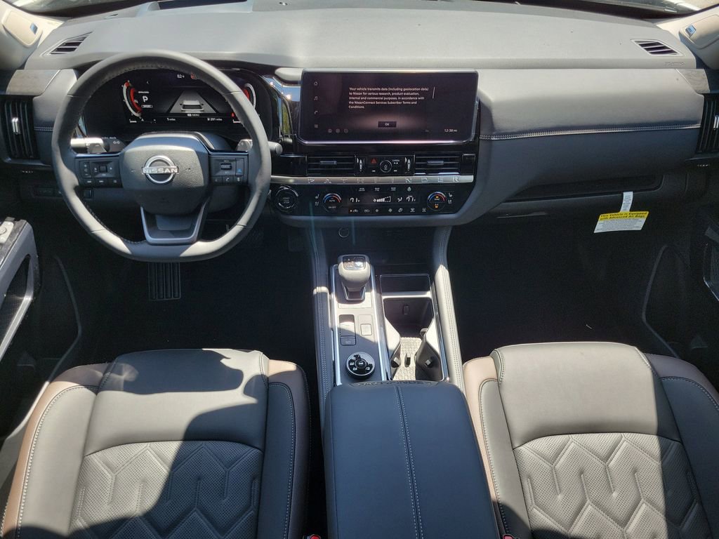 New 2026 Nissan Pathfinder Platinum image 18