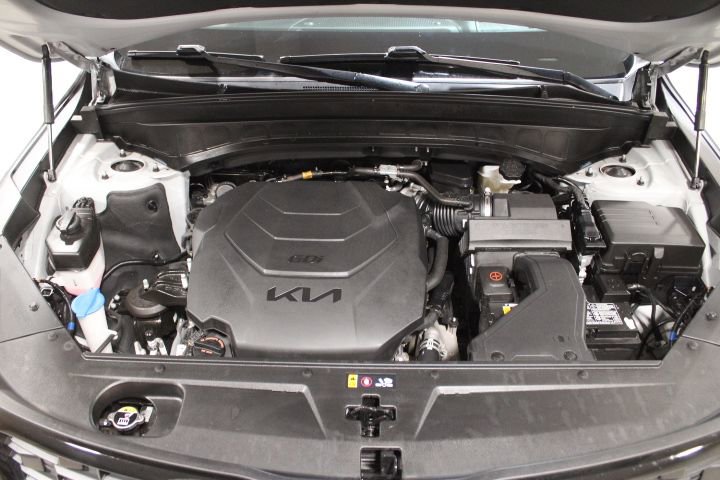 Used 2022 Kia Telluride SX w/ SX Prestige Package image 47