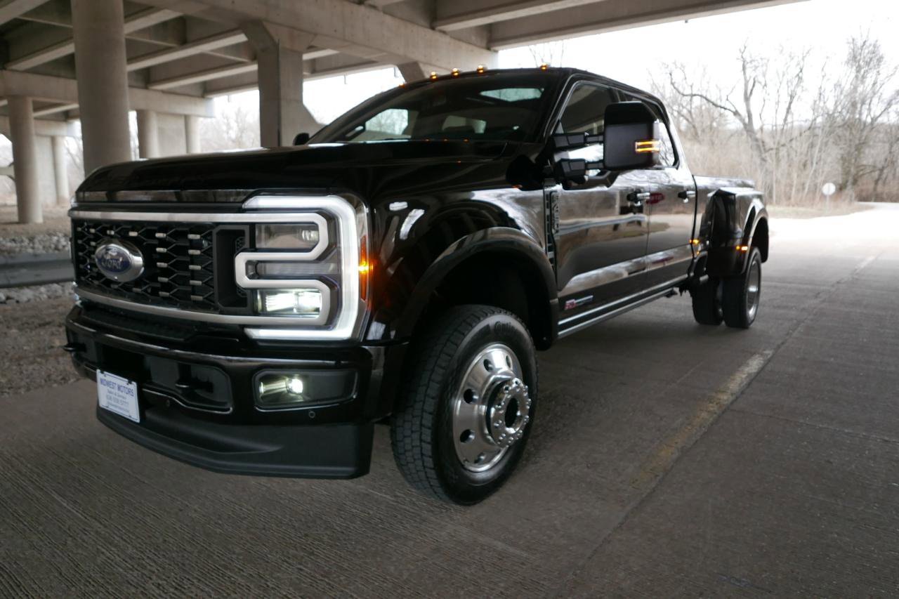 Used 2026 Ford F450 Platinum w/ FX4 Off-Road Package image 41