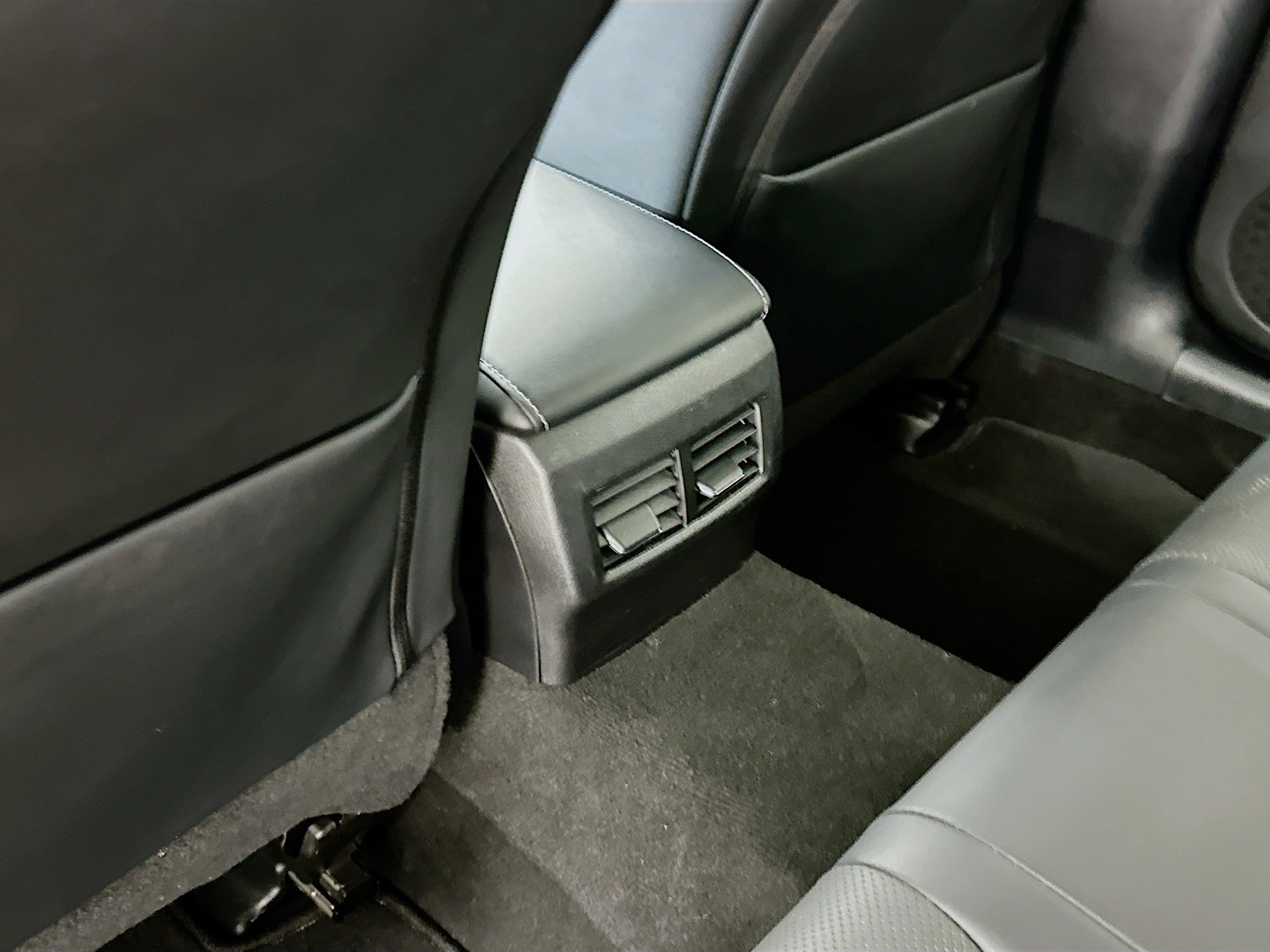 Used 2025 Lexus IS 350 F Sport AWD/4WD image 29