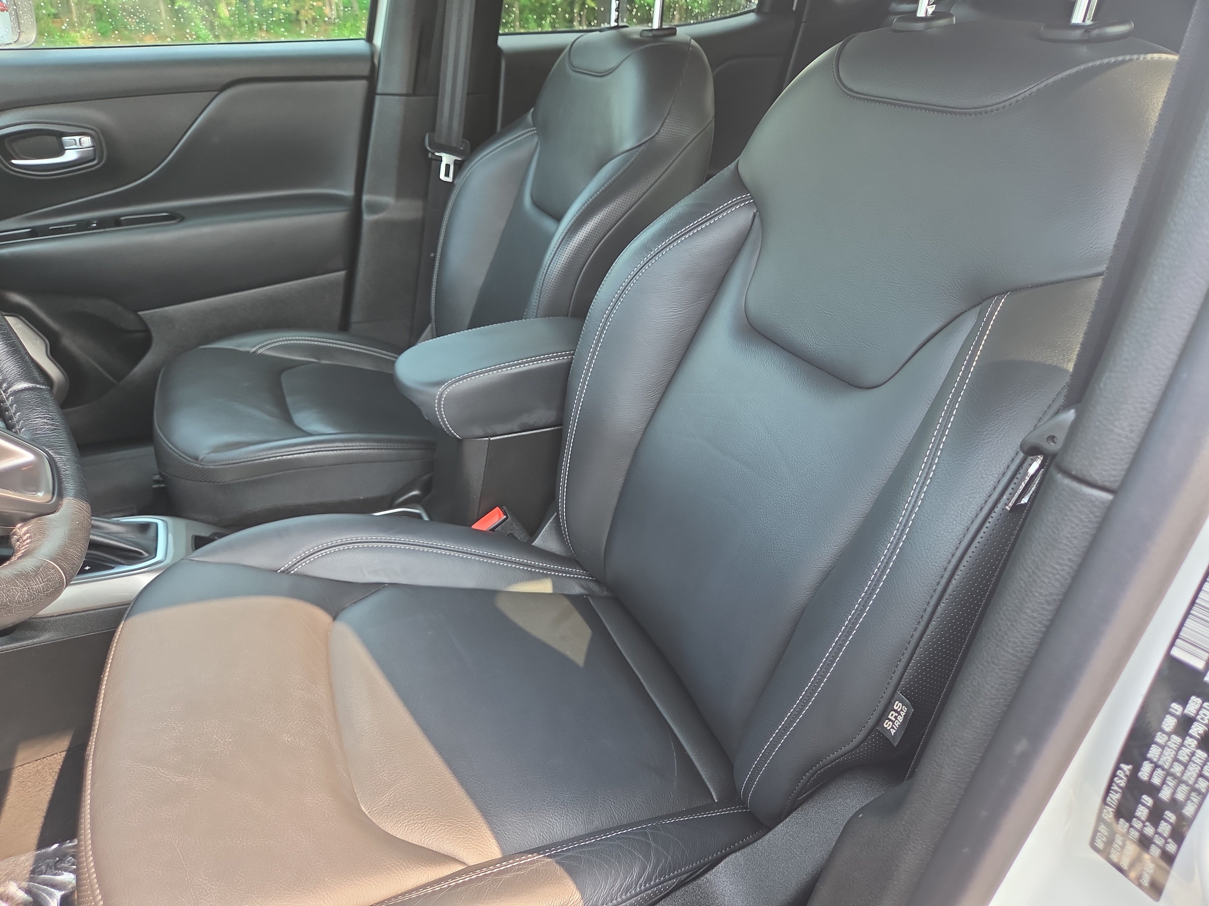 Certified 2022 Jeep Renegade Limited AWD/4WD image 2