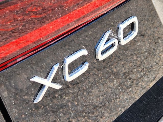 New 2026 Volvo XC60 T8 Plus w/ Climate Package AWD/4WD image 16