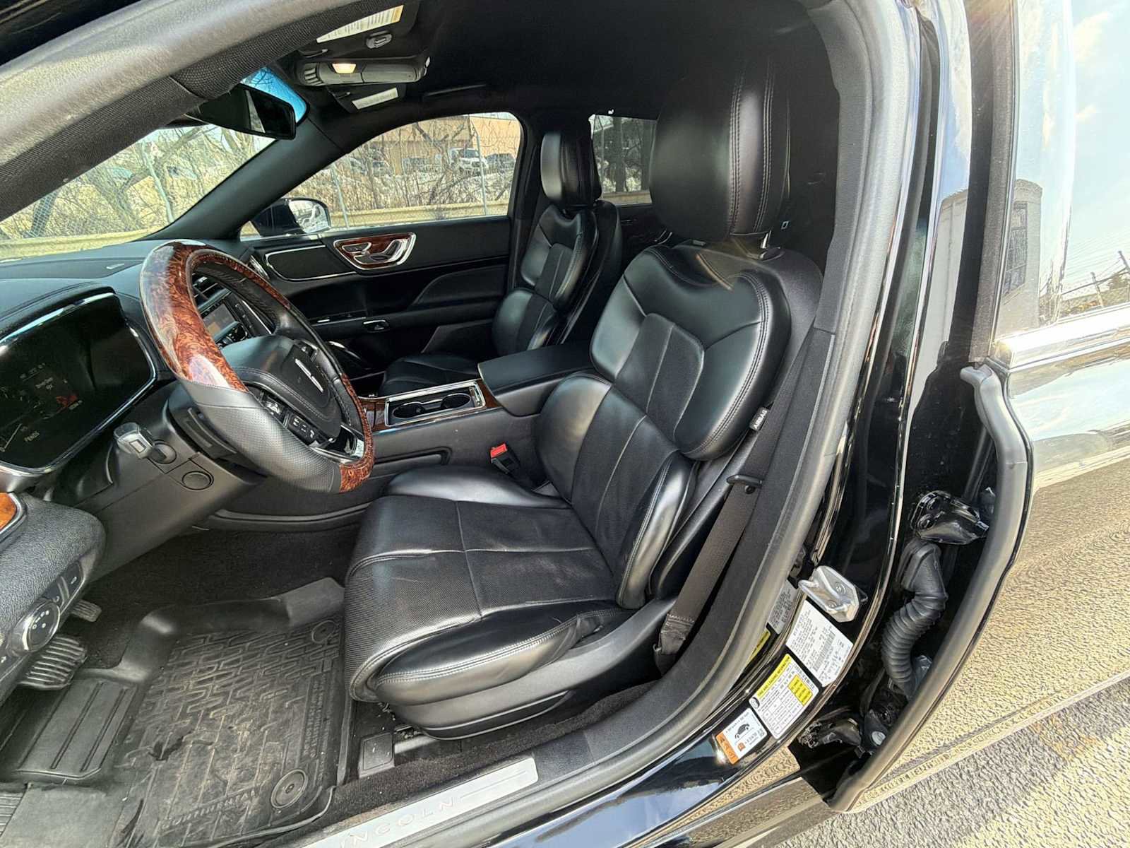 Used 2020 Lincoln Continental AWD w/ Equipment Group 500A image 21