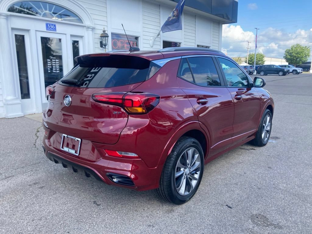 Certified 2023 Buick Encore GX Select w/ Sport Touring Package FWD image 5