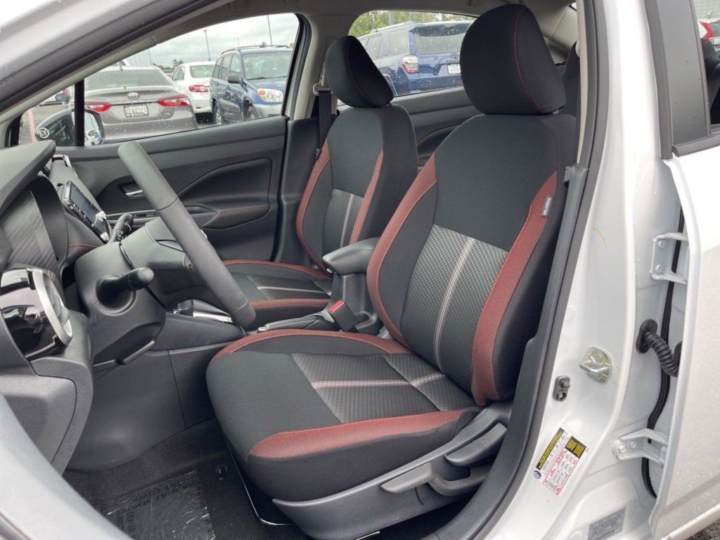 New 2025 Nissan Versa SR image 16