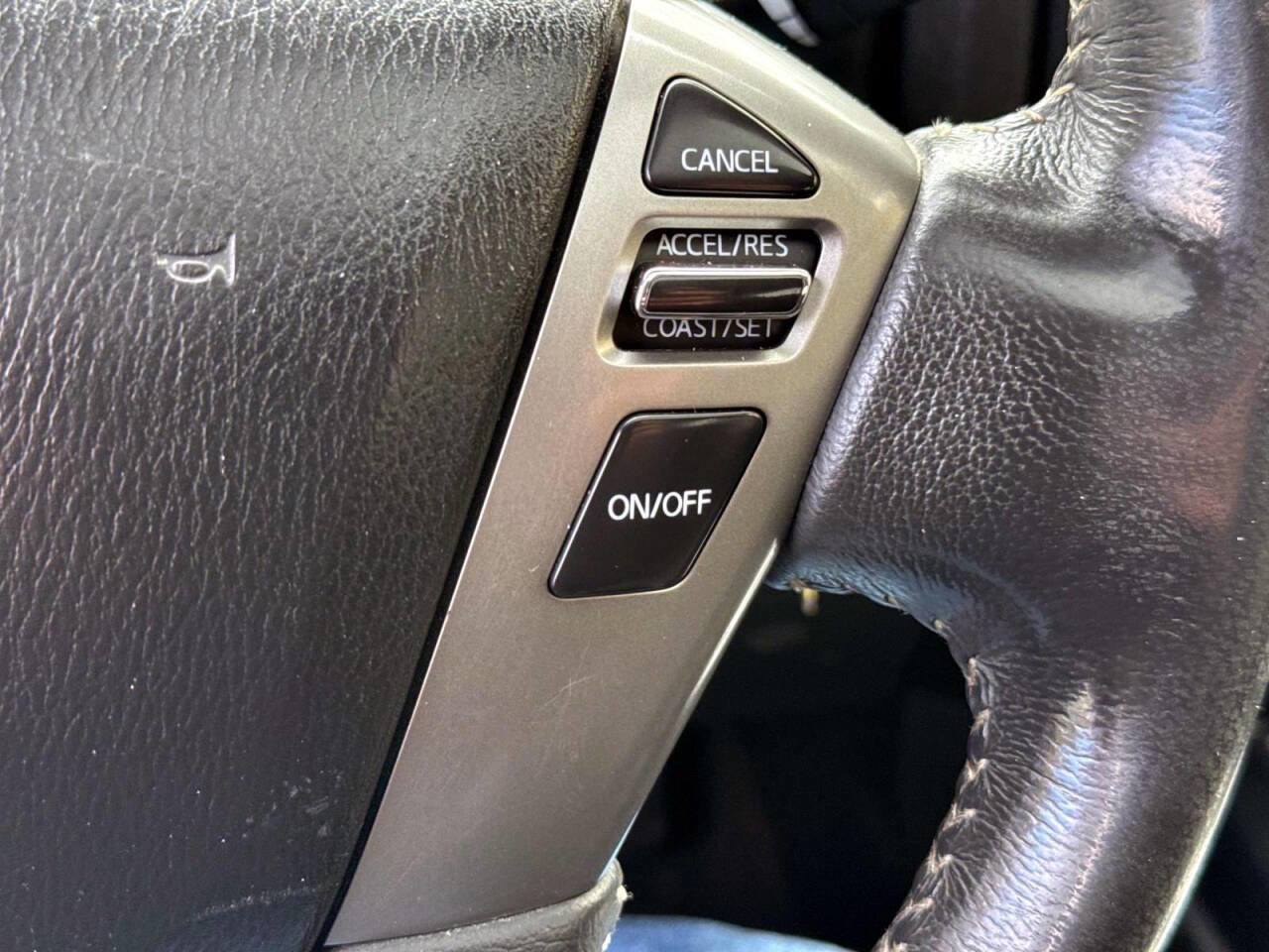 Used 2015 Nissan Titan PRO-4X image 22