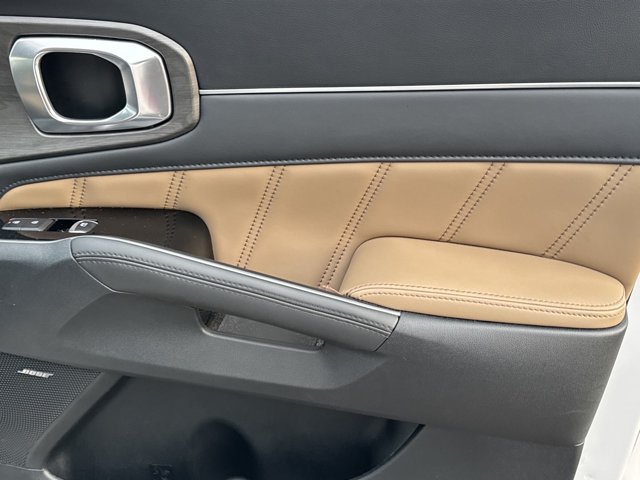 New 2025 Kia Sorento SX Prestige w/ Olive Brown Leather Package AWD/4WD image 9