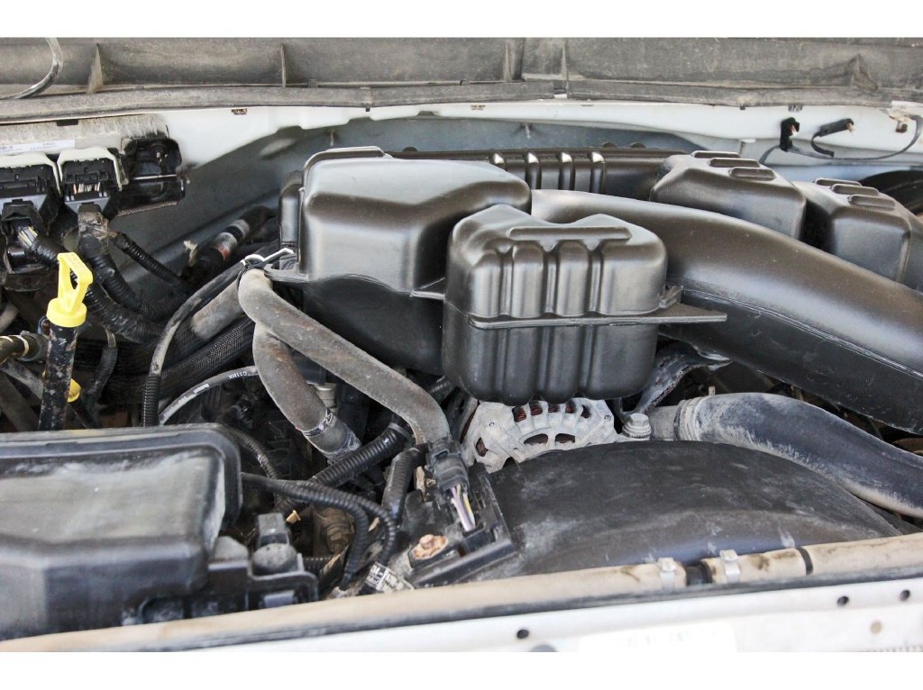 Used 2015 Ford F250 XL w/ Power Equipment Group AWD/4WD image 32