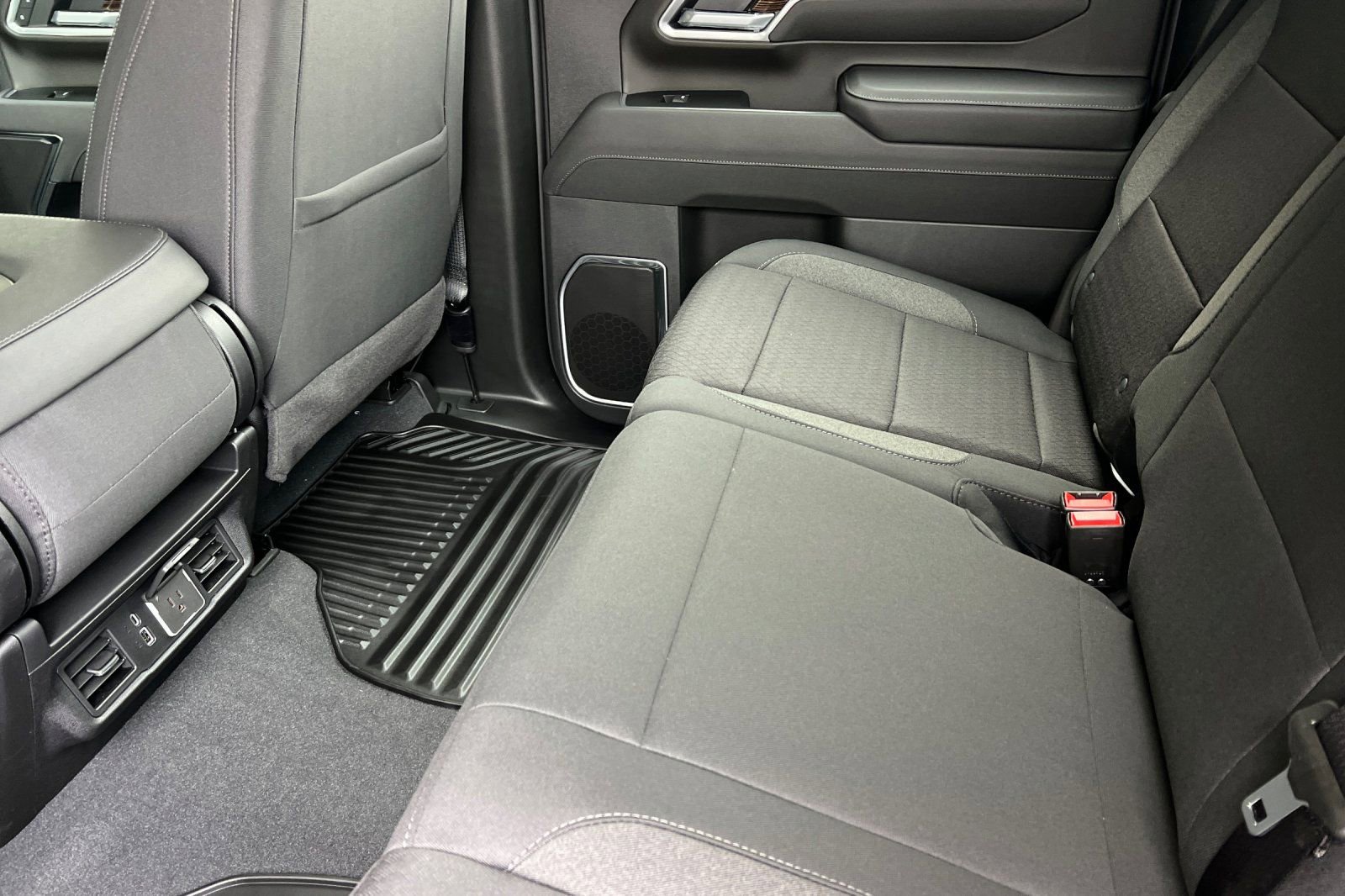 New 2026 GMC Sierra 3500 SLE image 10