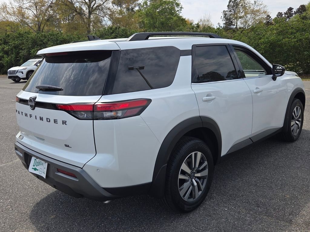 New 2026 Nissan Pathfinder SL image 9