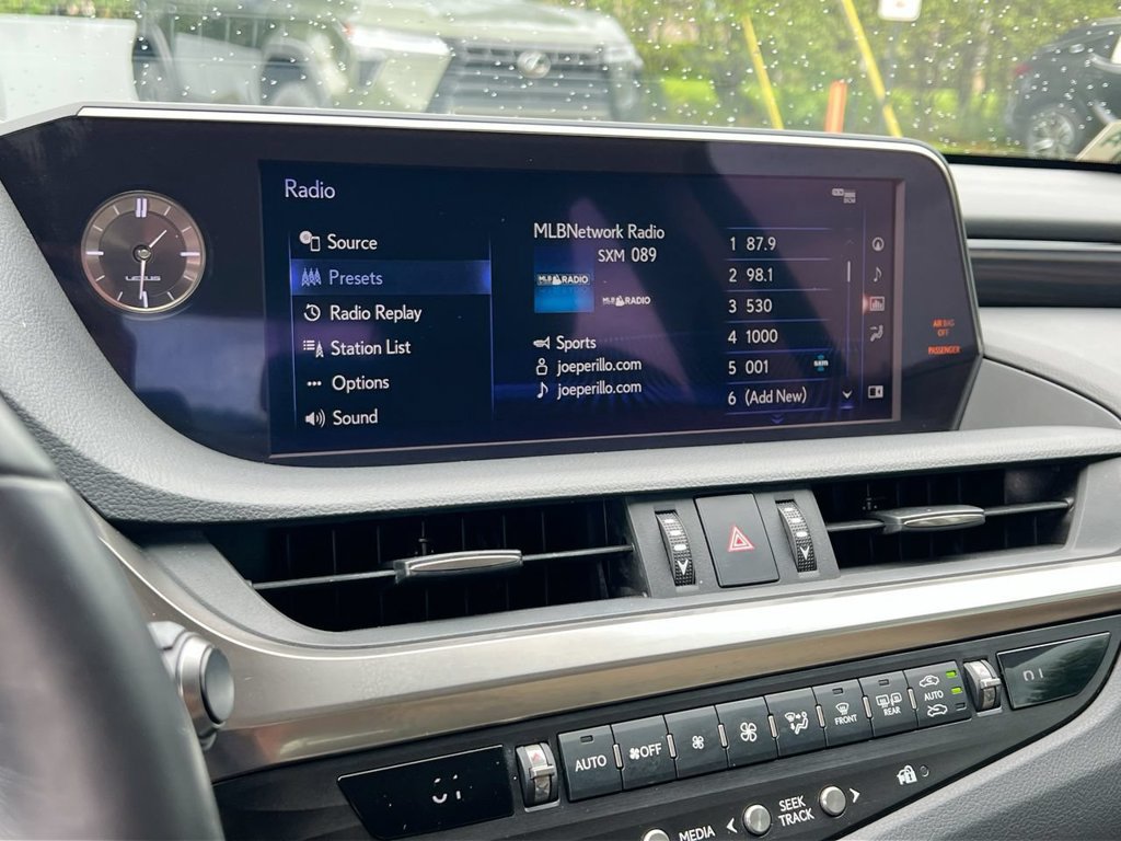 Used 2019 Lexus ES 350 w/ Accessory Package 2 FWD image 15