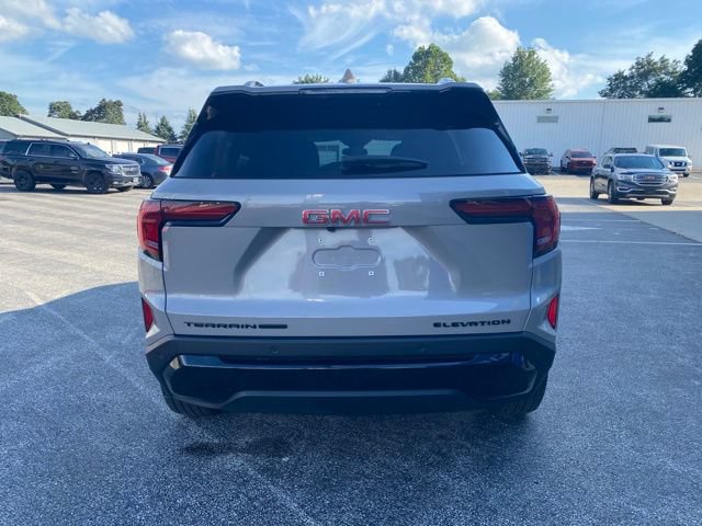 Used 2026 GMC Terrain Elevation w/ Black Edition AWD/4WD image 4