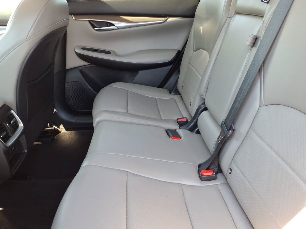 Used 2023 INFINITI QX50 Luxe AWD/4WD image 17