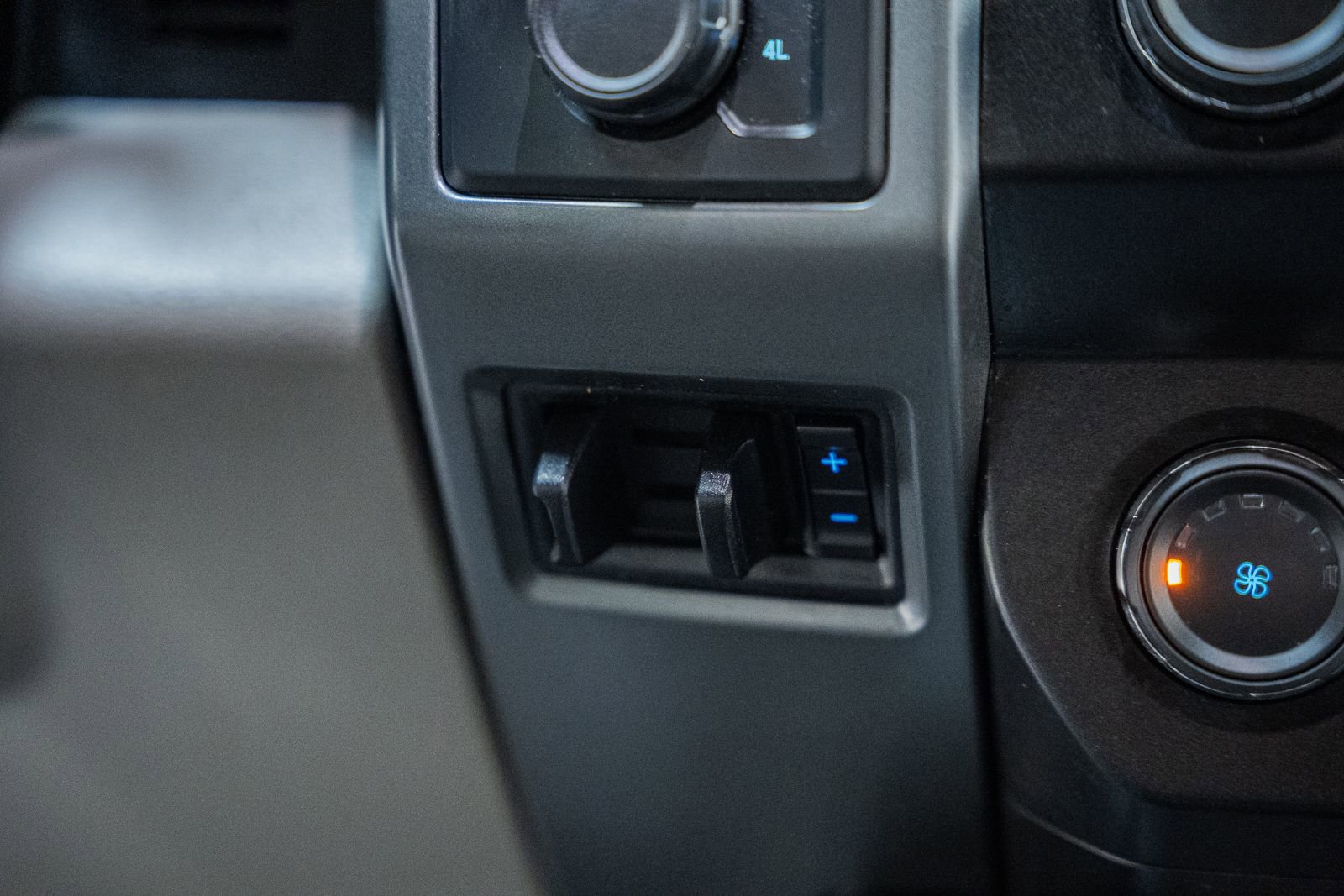 Certified 2021 Ford F250 XLT w/ XLT Premium Package image 33