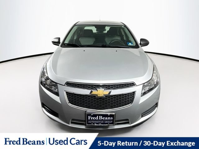 Used 2014 Chevrolet Cruze LS FWD image 2