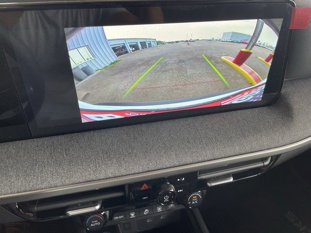 New 2026 Nissan Kicks SV image 11