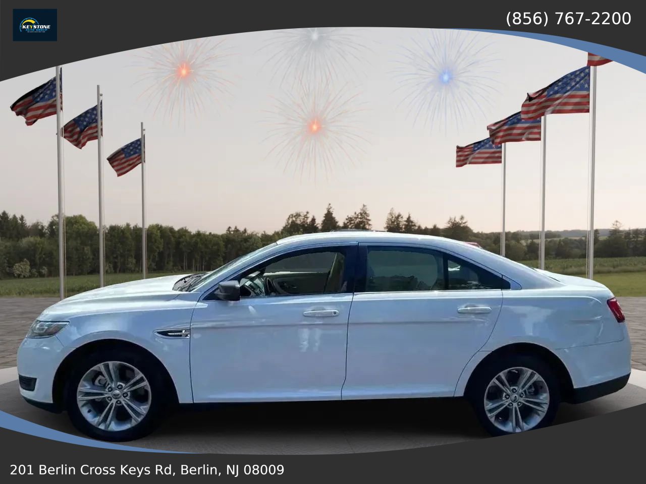 Used 2019 Ford Taurus SE image 4