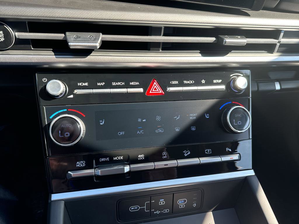 New 2025 Hyundai Santa Fe SEL image 11