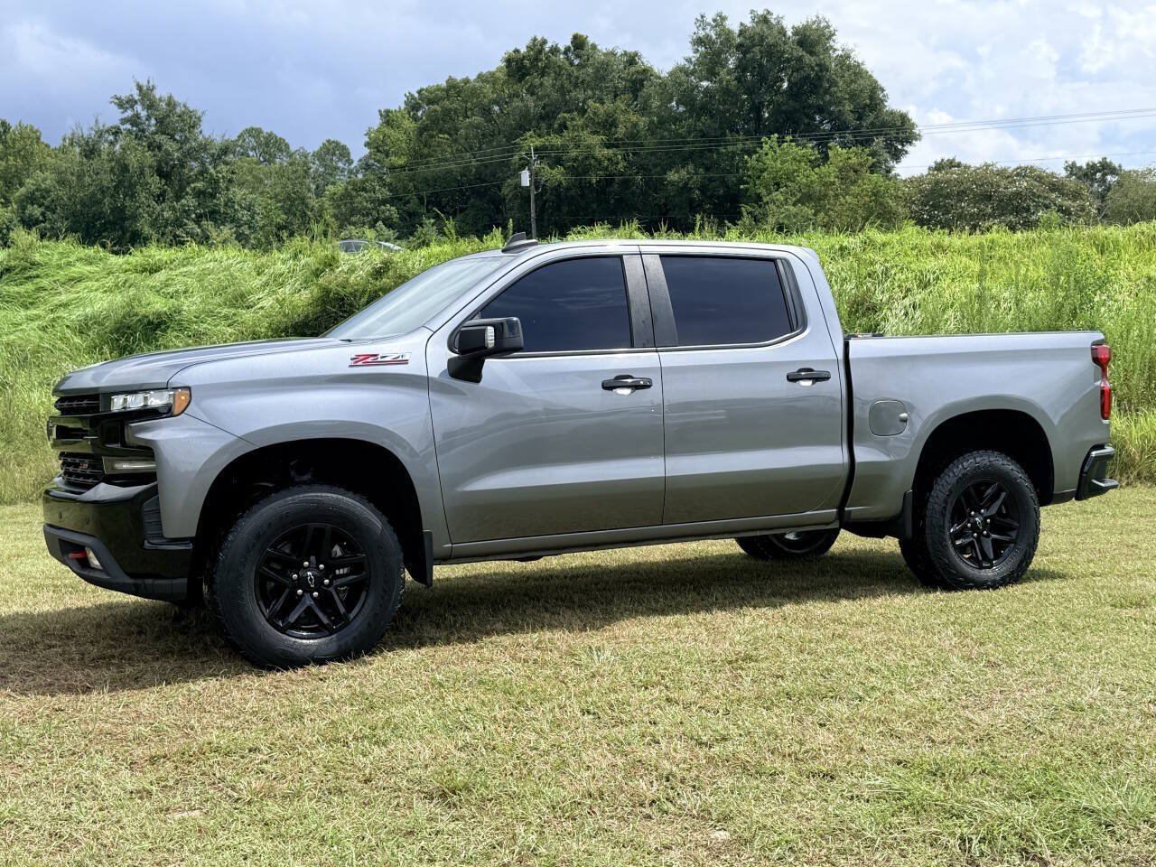 Used 2022 Chevrolet Silverado 1500 LT Trail Boss w/ LT Trail Boss Premium Package AWD/4WD image 1
