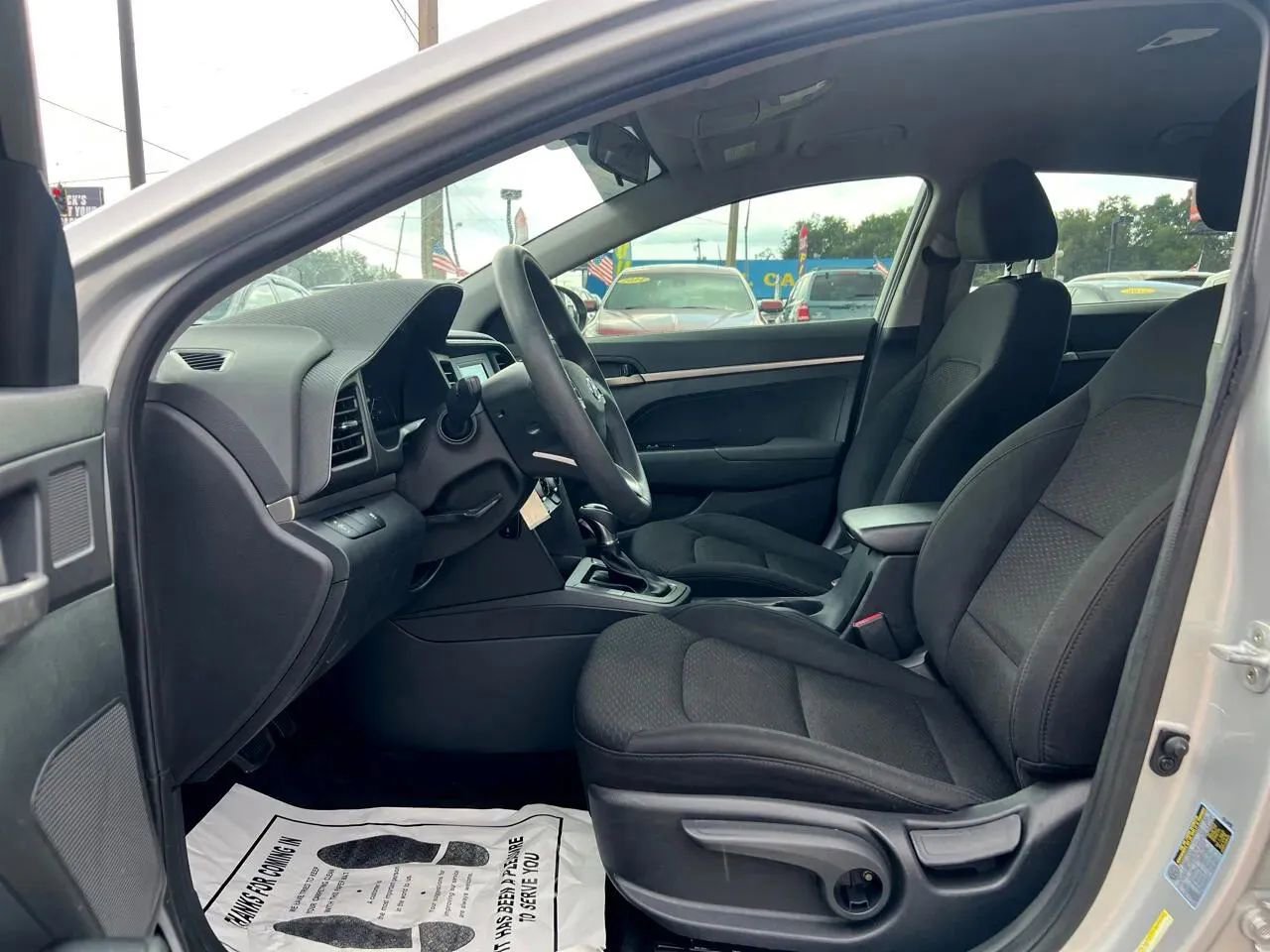 Used 2019 Hyundai Elantra SE w/ Cargo Package image 13