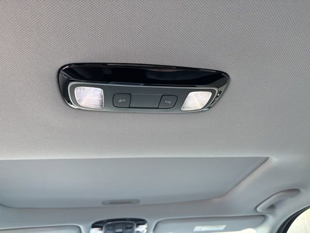 Used 2020 Hyundai Palisade SEL w/ Premium Package image 32