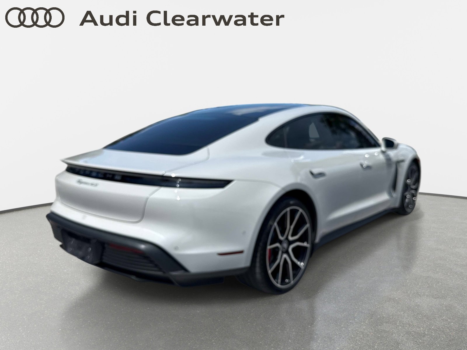 Used 2024 Porsche Taycan 4S AWD/4WD image 4