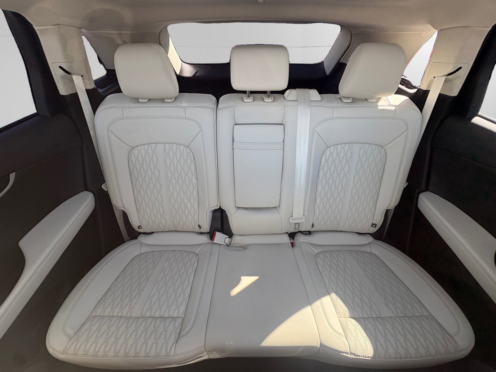 Certified 2023 Lincoln Nautilus Black Label w/ Class II Trailer Tow Package image 13