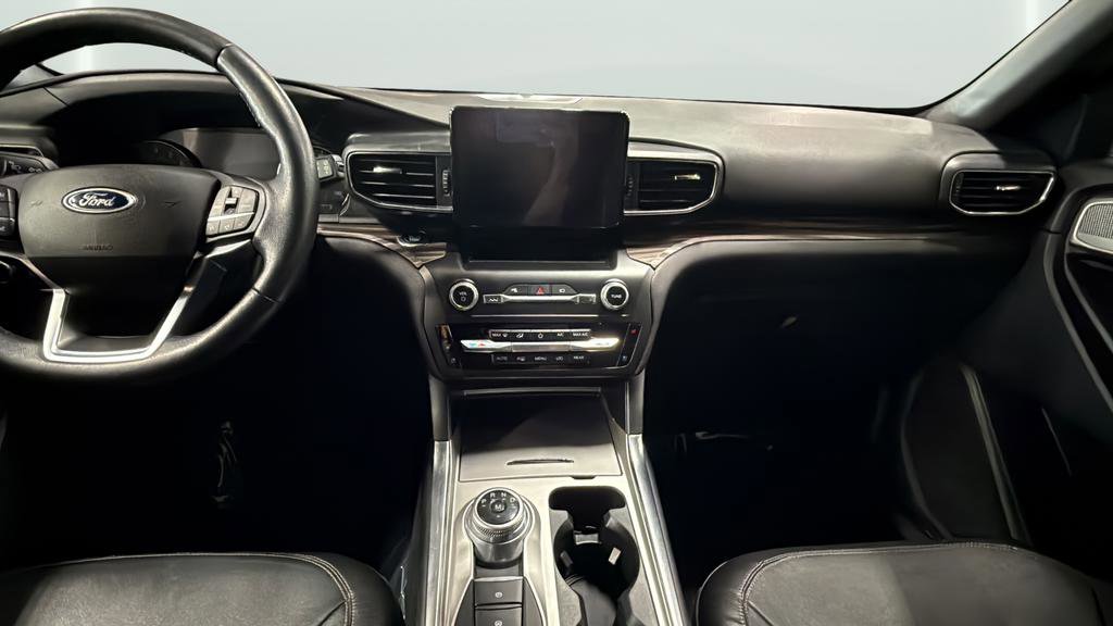Used 2020 Ford Explorer Limited image 19