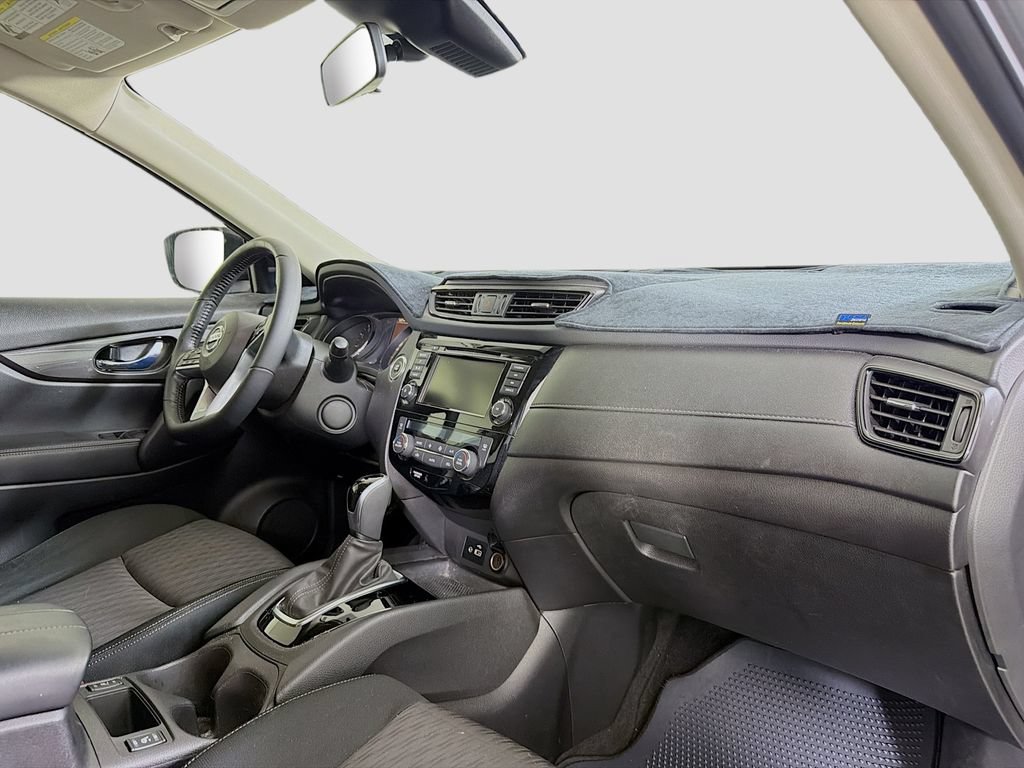 Used 2020 Nissan Rogue SV FWD image 28