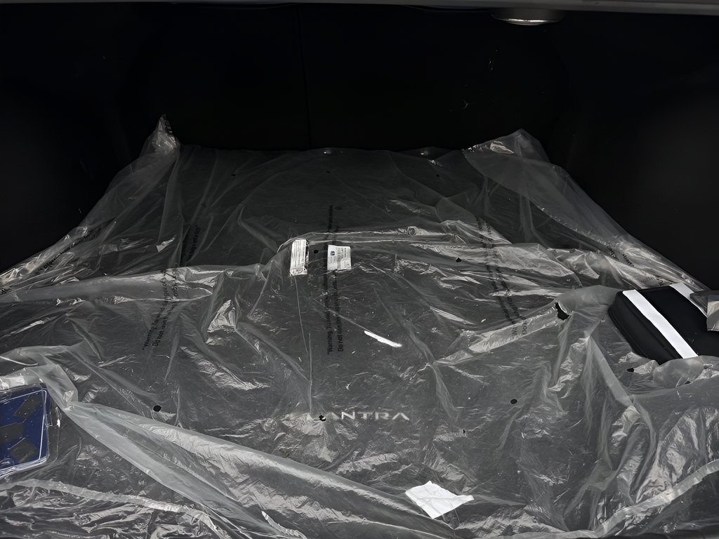Certified 2024 Hyundai Elantra Limited FWD image 9