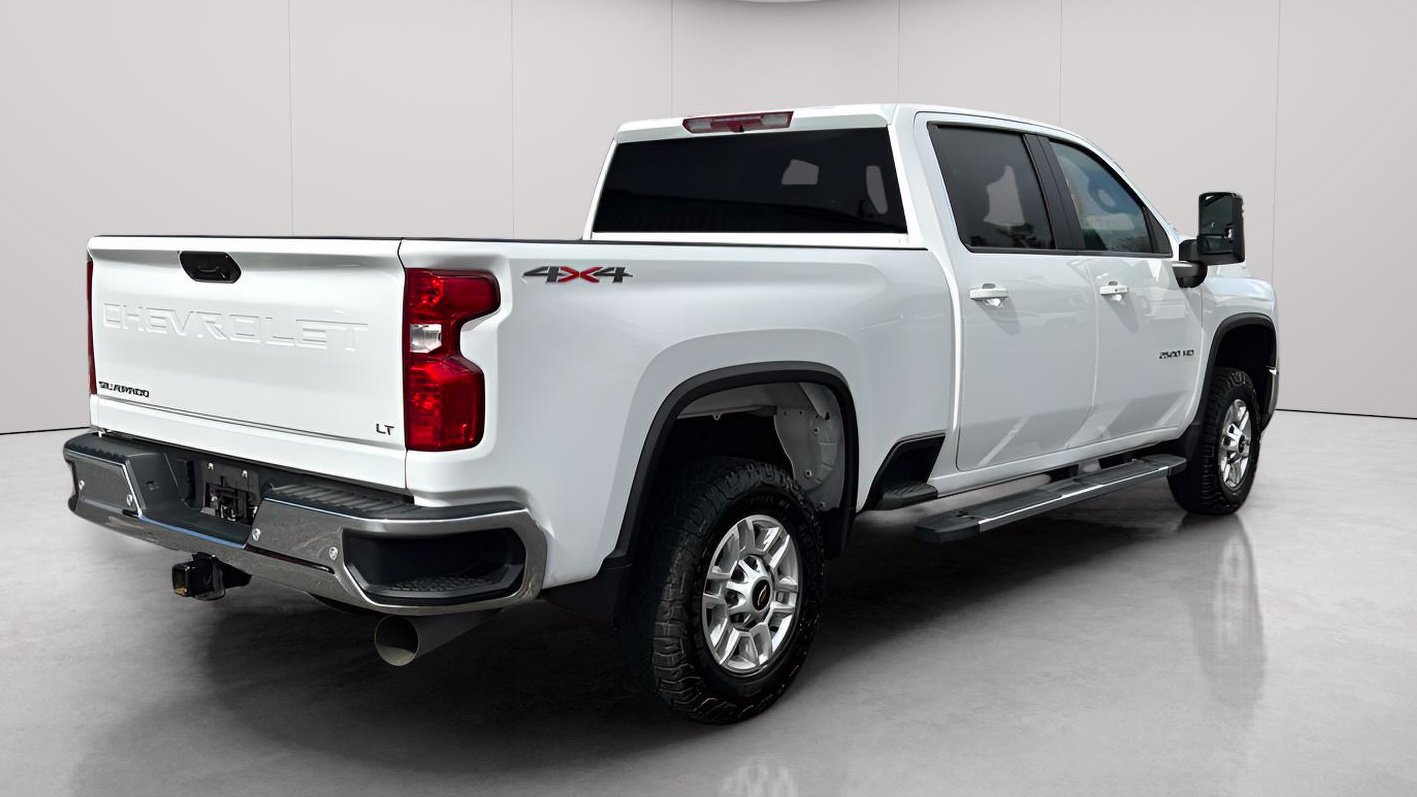 Used 2025 Chevrolet Silverado 2500 LT w/ Safety Package AWD/4WD image 5