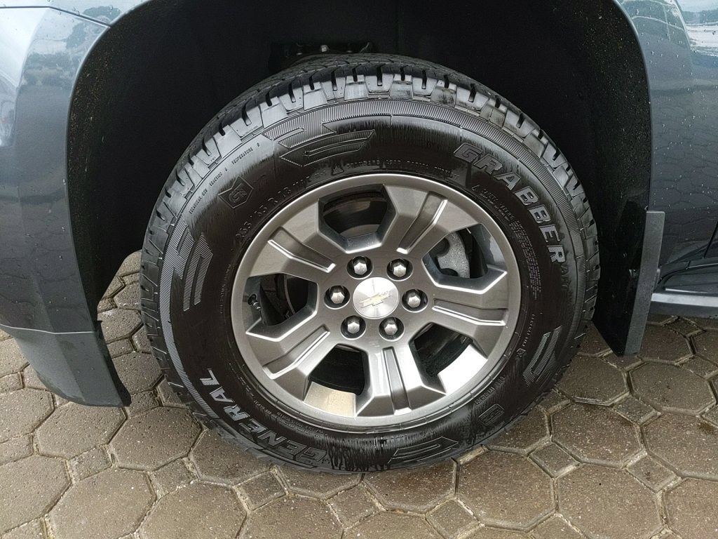 Used 2019 Chevrolet Tahoe LS AWD/4WD image 10