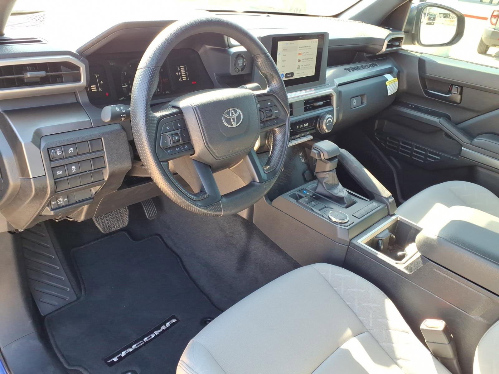Used 2025 Toyota Tacoma SR5 image 11