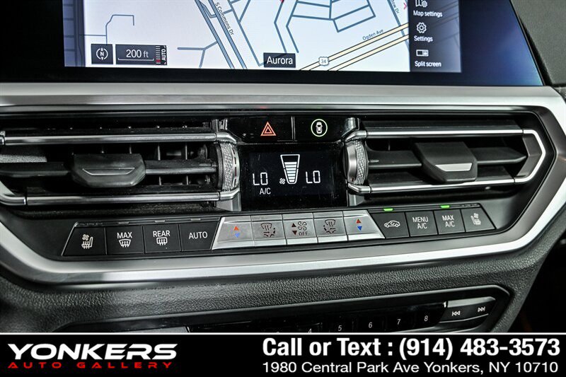 Used 2022 BMW M4 xDrive Competition w/ M Carbon Exterior Package AWD/4WD image 22