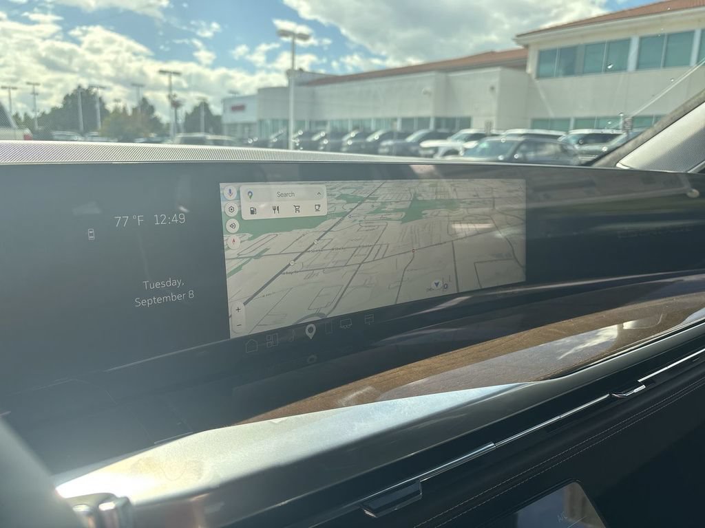 New 2026 Cadillac Escalade Platinum Sport w/ LPO, ONYX Package AWD/4WD image 15