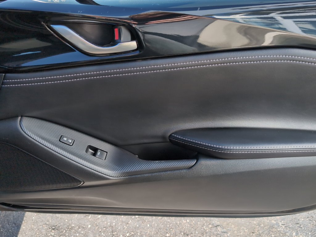 Used 2021 MAZDA MX-5 Miata Club image 32