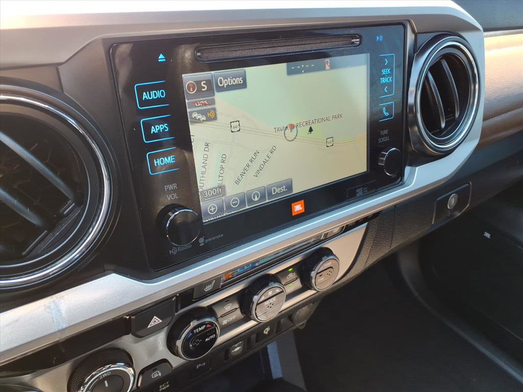 Used 2016 Toyota Tacoma Limited w/ Towing Package image 27