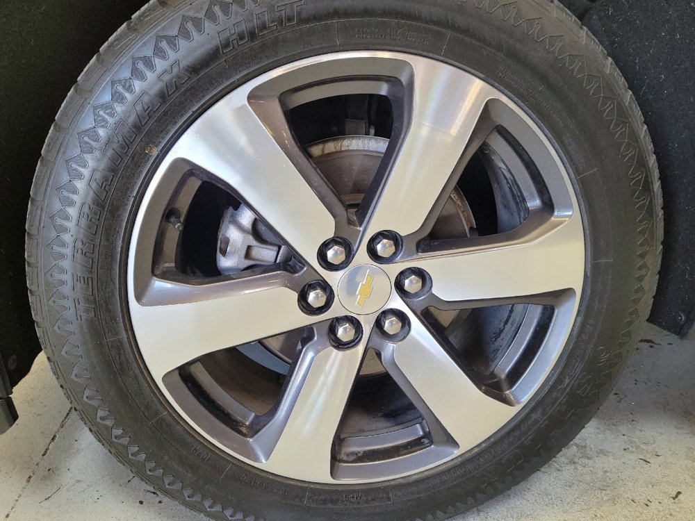 Used 2021 Chevrolet Traverse LT w/ LT Premium Package image 31